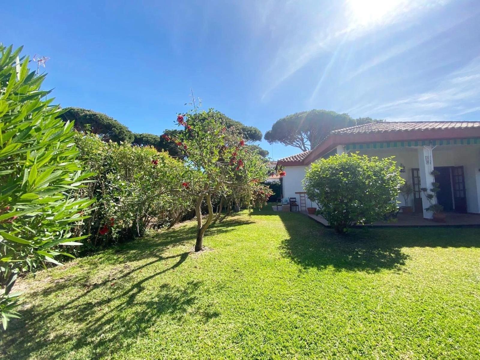 Chalet Roche A 300 Metros De La Playa Kültér fotó